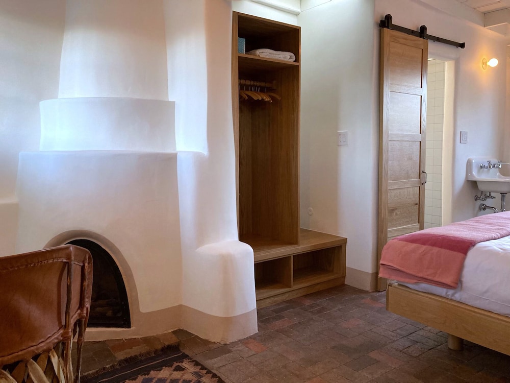Room 3 photo 3