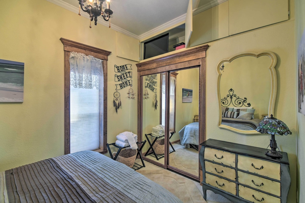 House (2 Bedrooms) photo 1