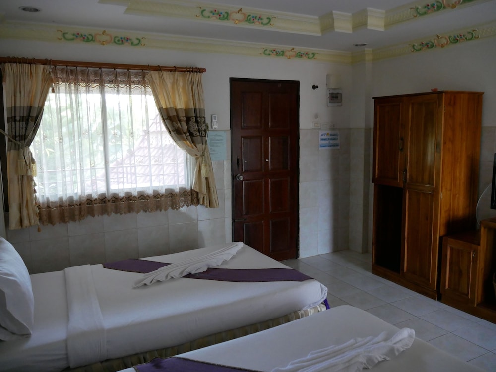 Standard Twin Room photo 3
