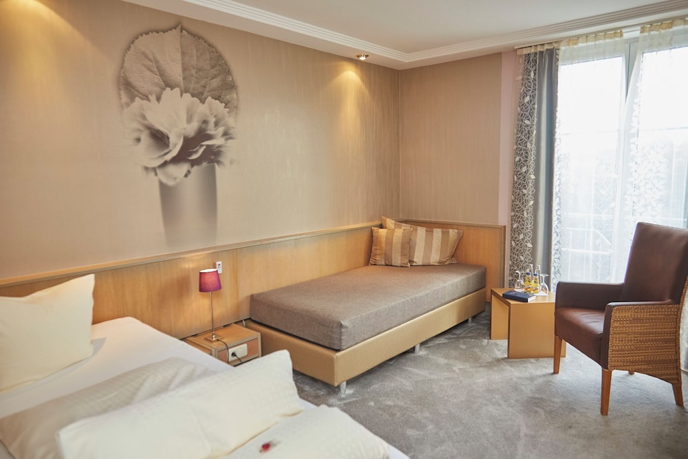 Business Single Room, 1 Twin Bed photo 3