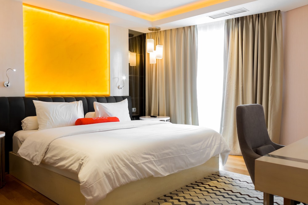 Suite (HARRIS) - Photo 1