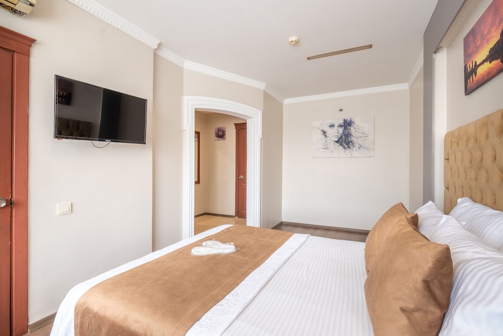 Standard Room photo 2