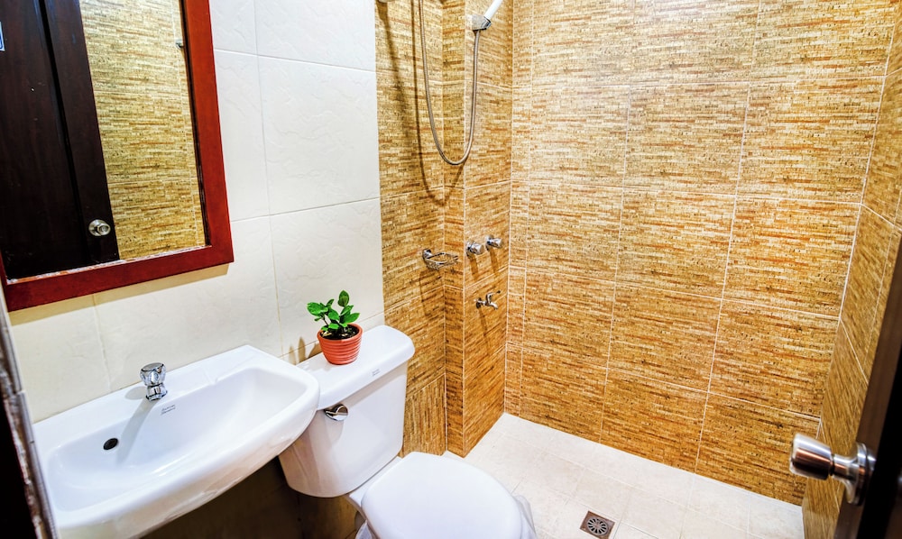 Deluxe Apartment, 2 Bedrooms, Balcony photo 2