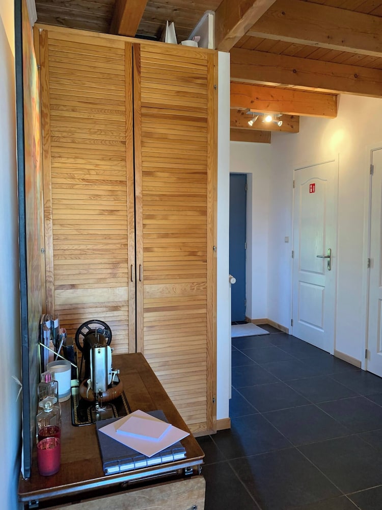 Schönes Charmantes Holzhaus, Foto 7