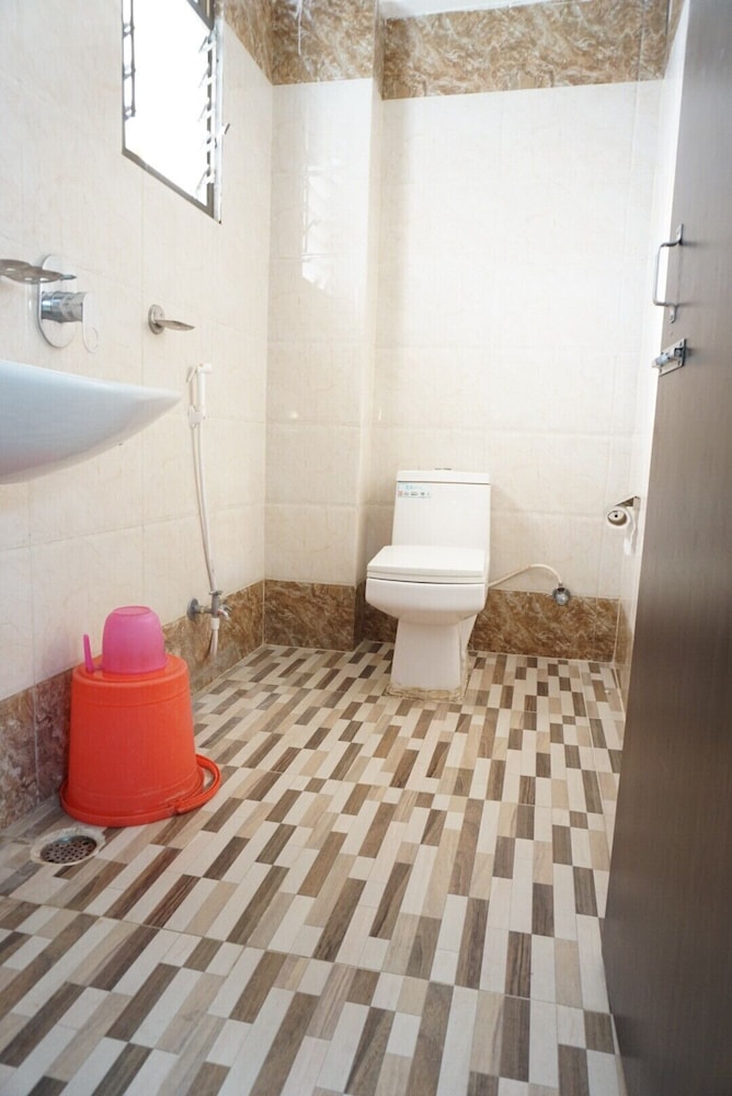 Deluxe Room - Photo 10