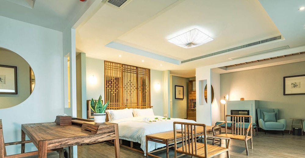 Luxury Double Room, Valley View, Mountainside