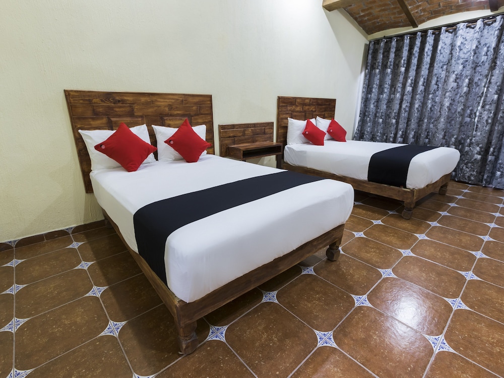 Standard Room, 2 Double Beds