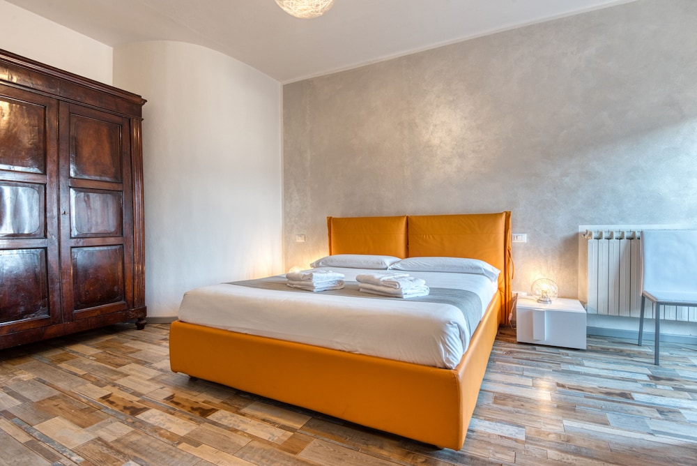 Comfort Double Room, Private Bathroom photo 2