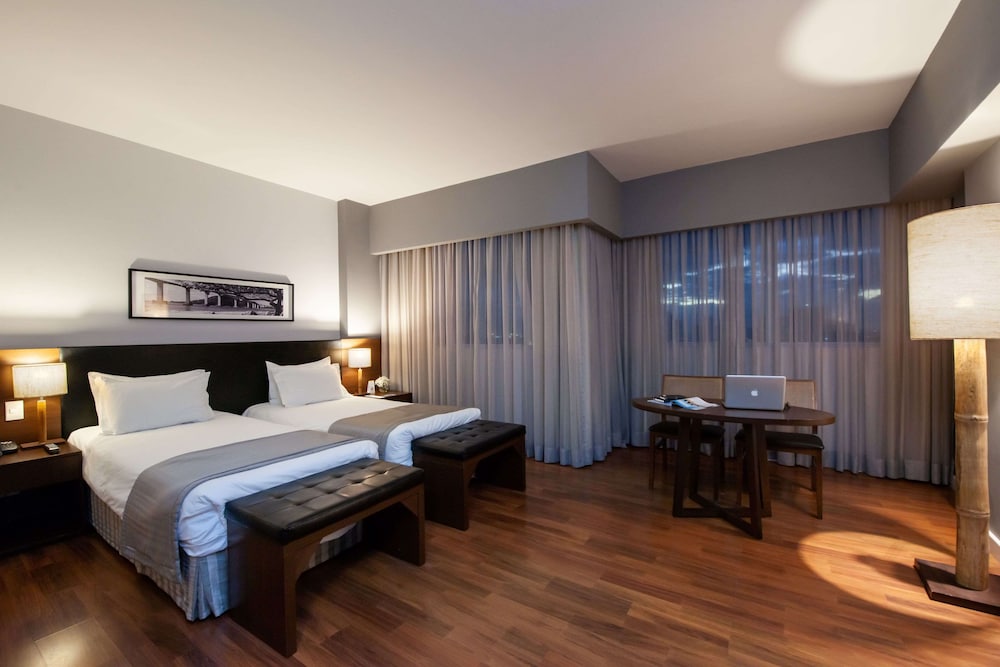 Deluxe Room, 2 Twin Beds - Photo 10