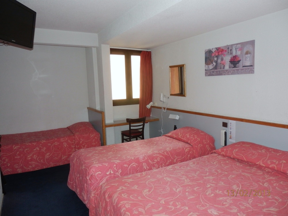 Classic Triple Room - Photo 6