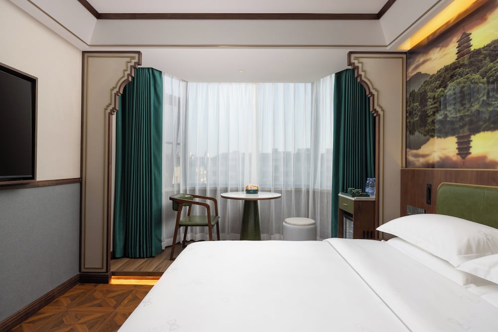 Basic Double Room