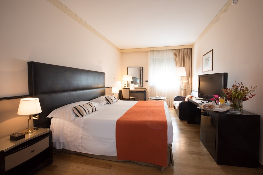 Superior Double Room - Photo 3