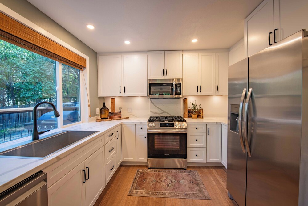 House, Multiple Beds, Patio, Garden View (Downtown Treehouse) photo 3