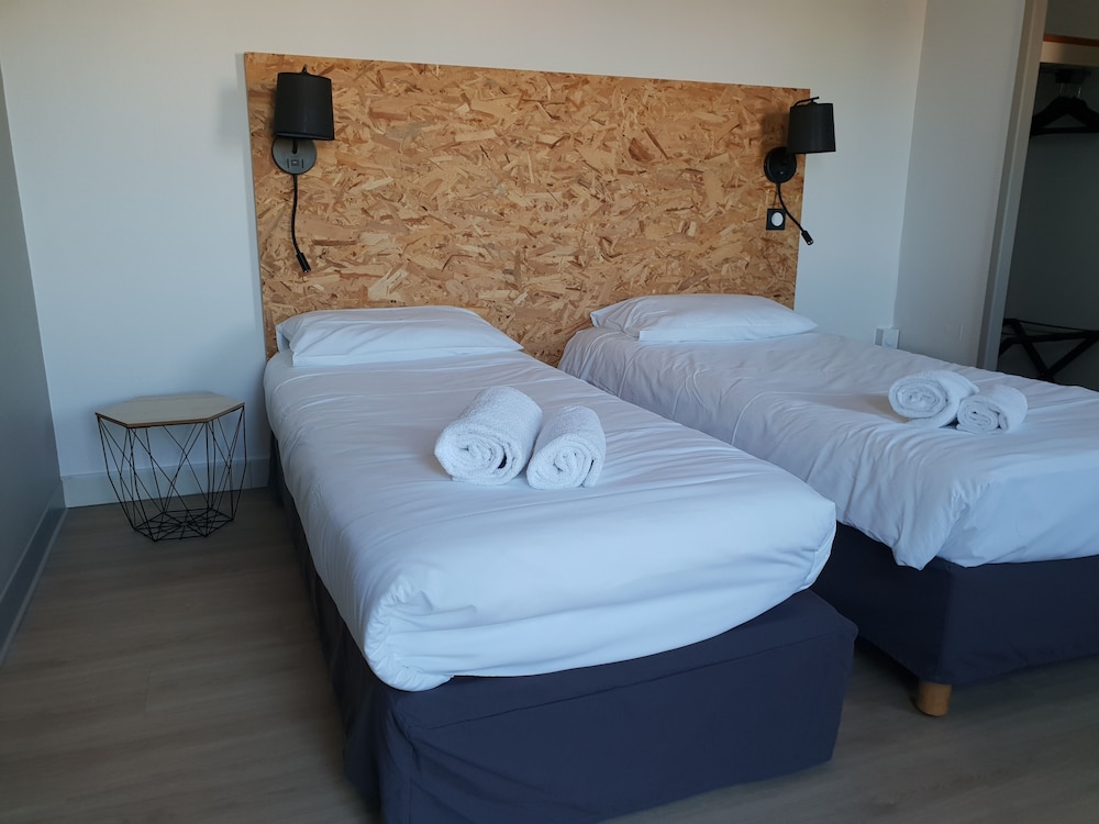 Superior Twin Room photo 3