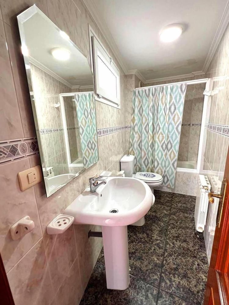 Apartment, Ensuite, Sea View - Photo 6