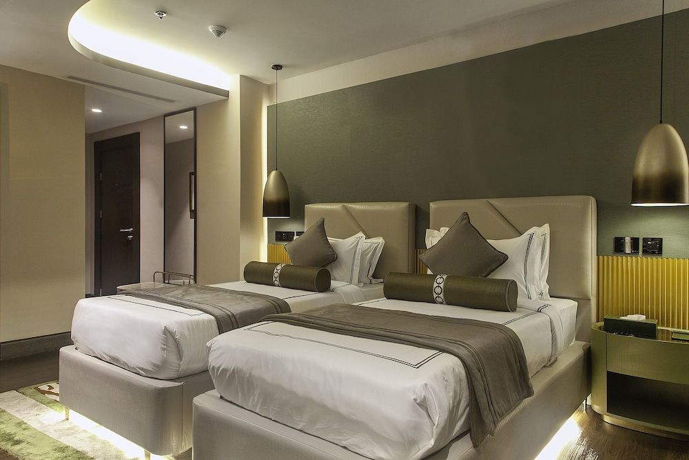 Deluxe Double or Twin Room
