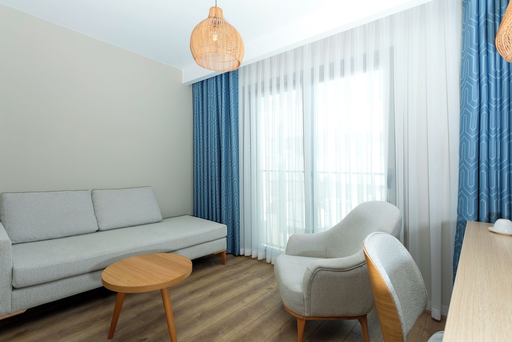SUITE - Photo 3