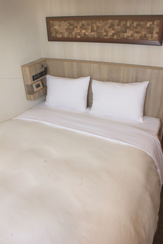 Small Double Room - Free-flowing drinks1hour (Within 15:00-20:00 only) photo 2