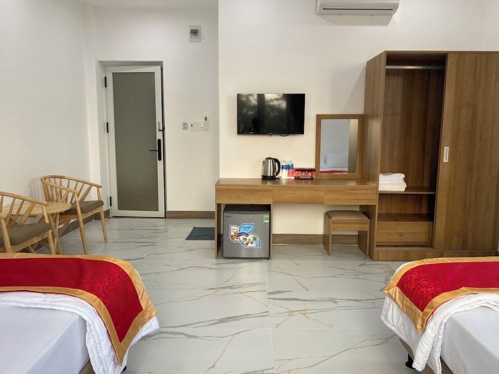 Basic Double Room, Beach View