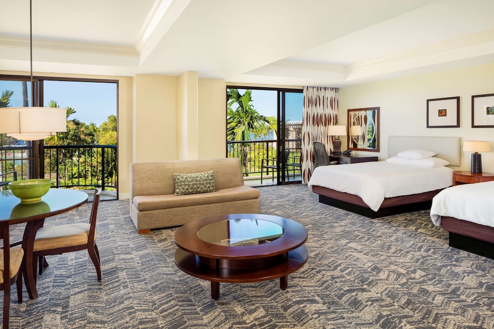 Palace Family Suite, 1 King Bed And 2 Queen Beds, Resort View