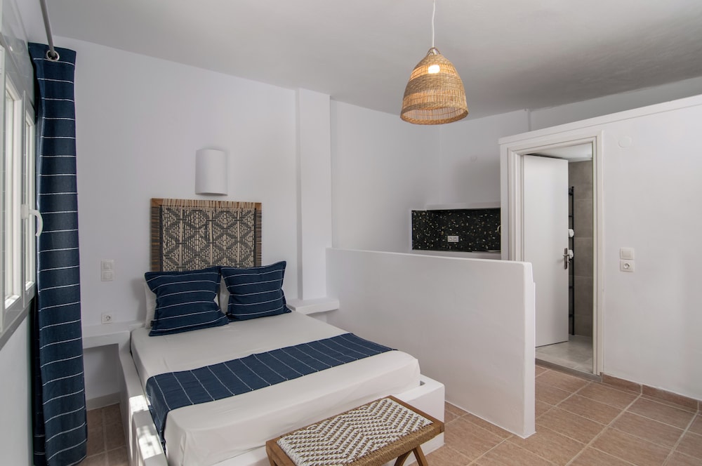 Comfort Room, Partial Sea View