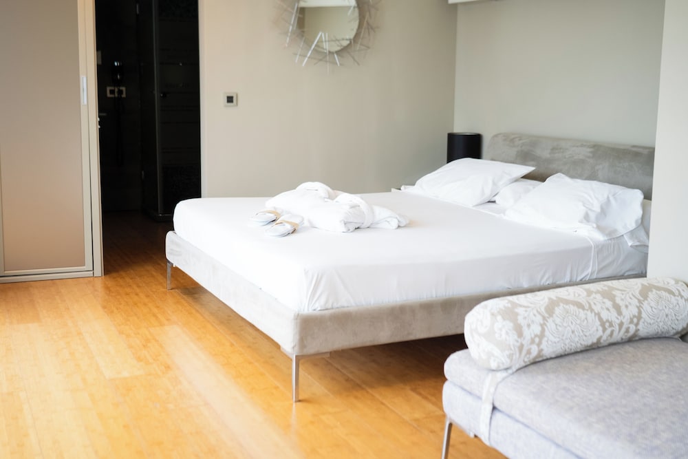 Deluxe Double Room, Sea View photo 3