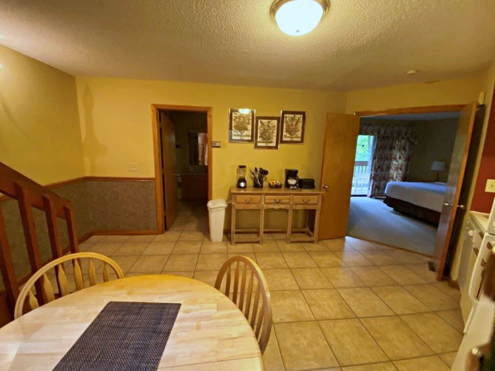 Standard Suite, 1 Bedroom photo 3
