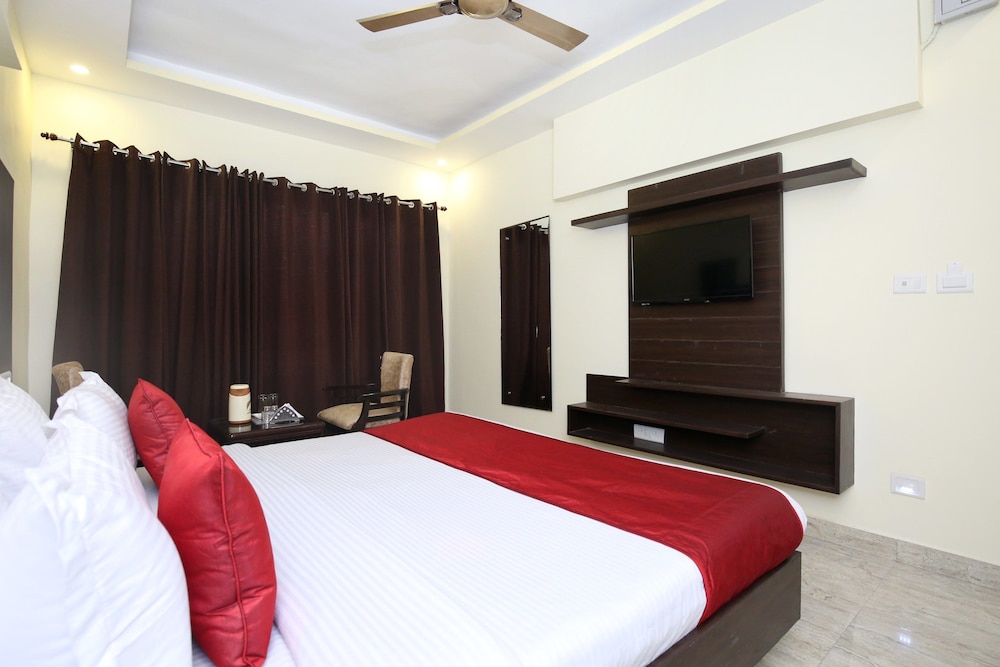 Deluxe Room, 1 Double Bed, Non Smoking photo 1