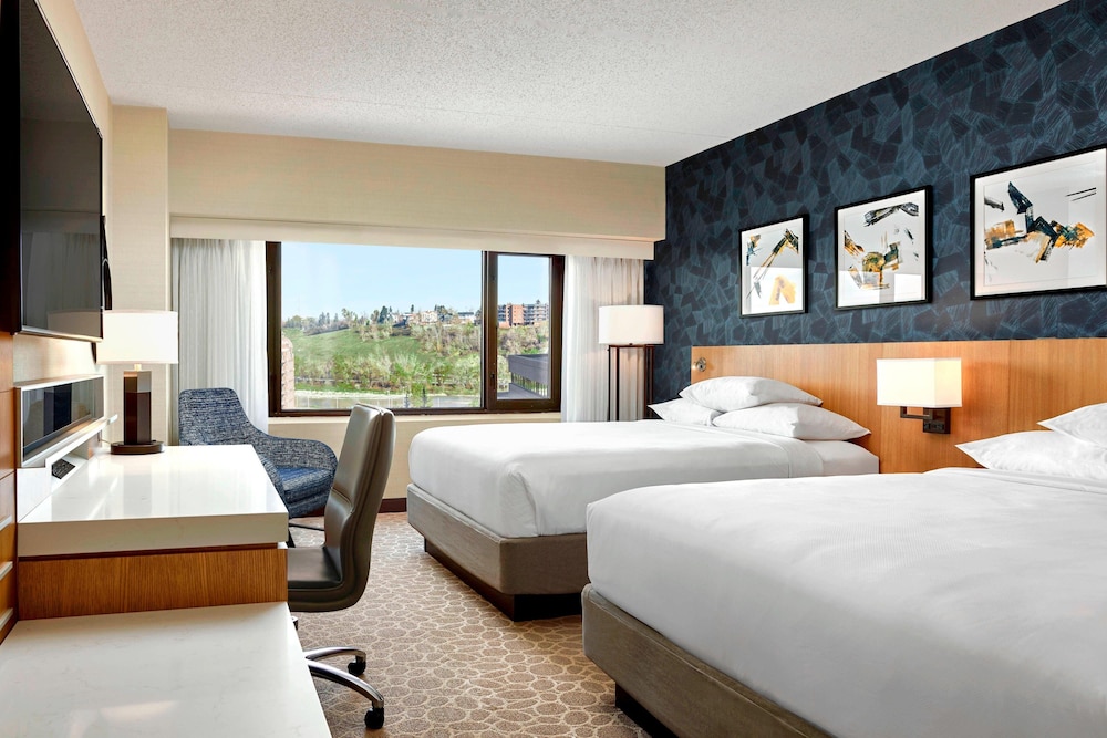 Deluxe Room, 2 Queen Beds, River View - Photo 1