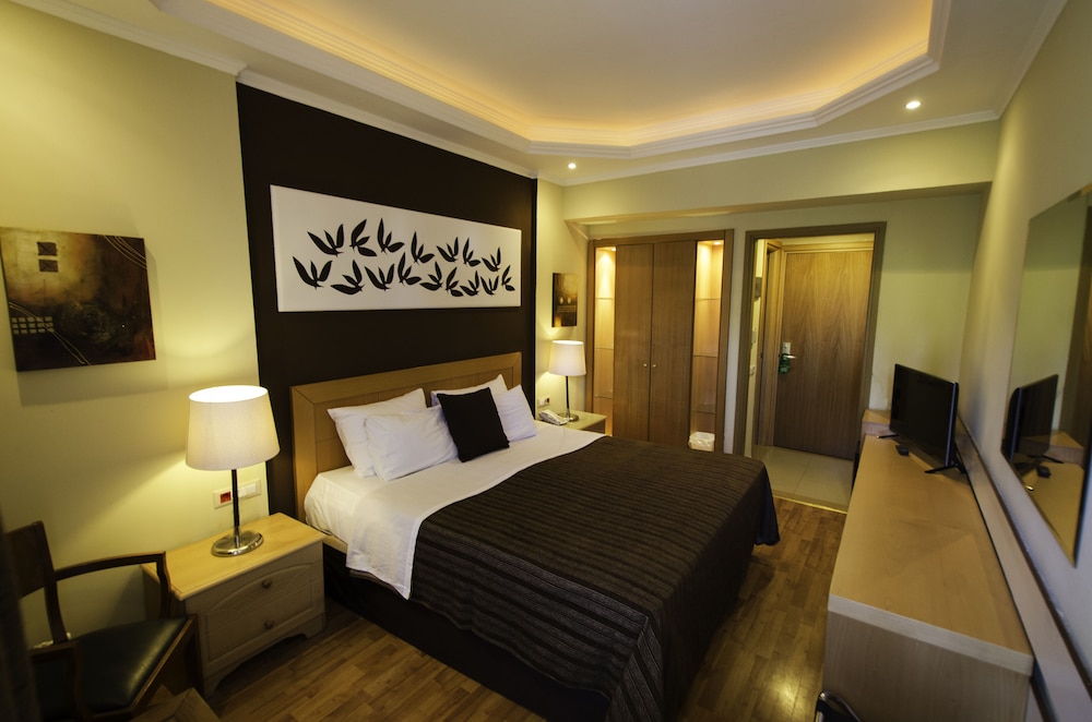 Double Room - Photo 1