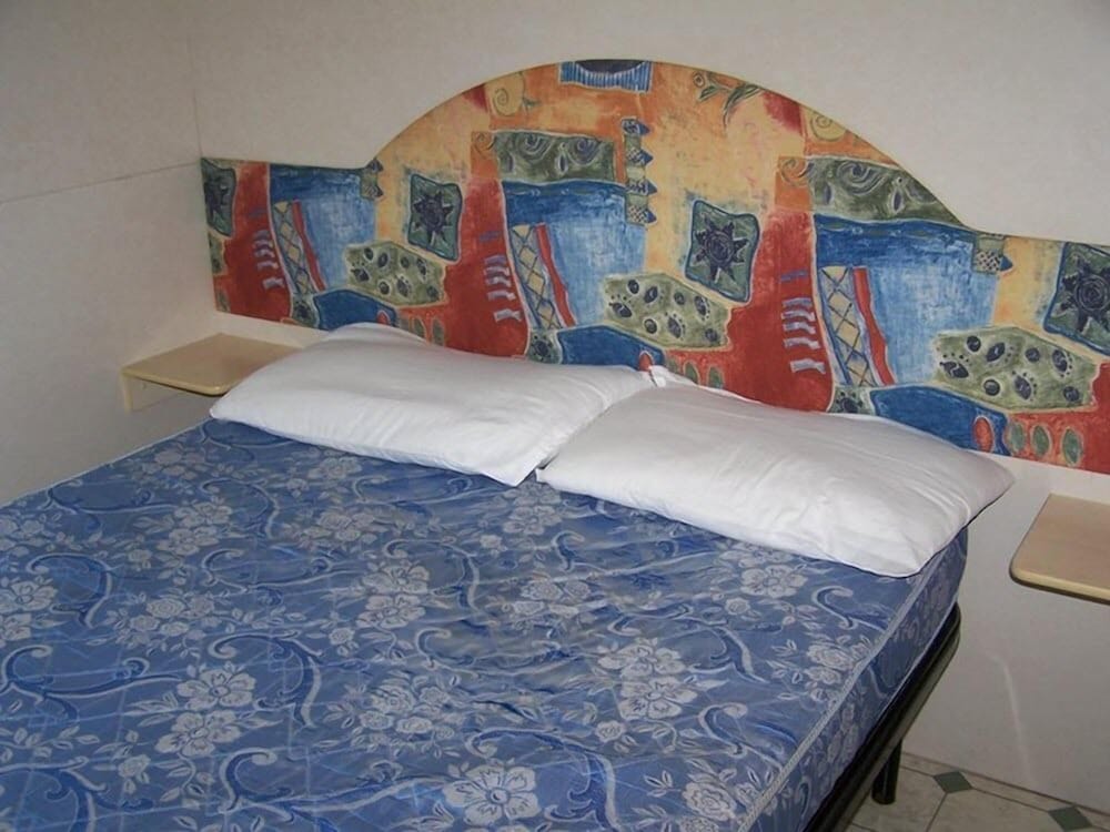 Mobile Home, 2 Bedrooms, Kitchenette photo 1