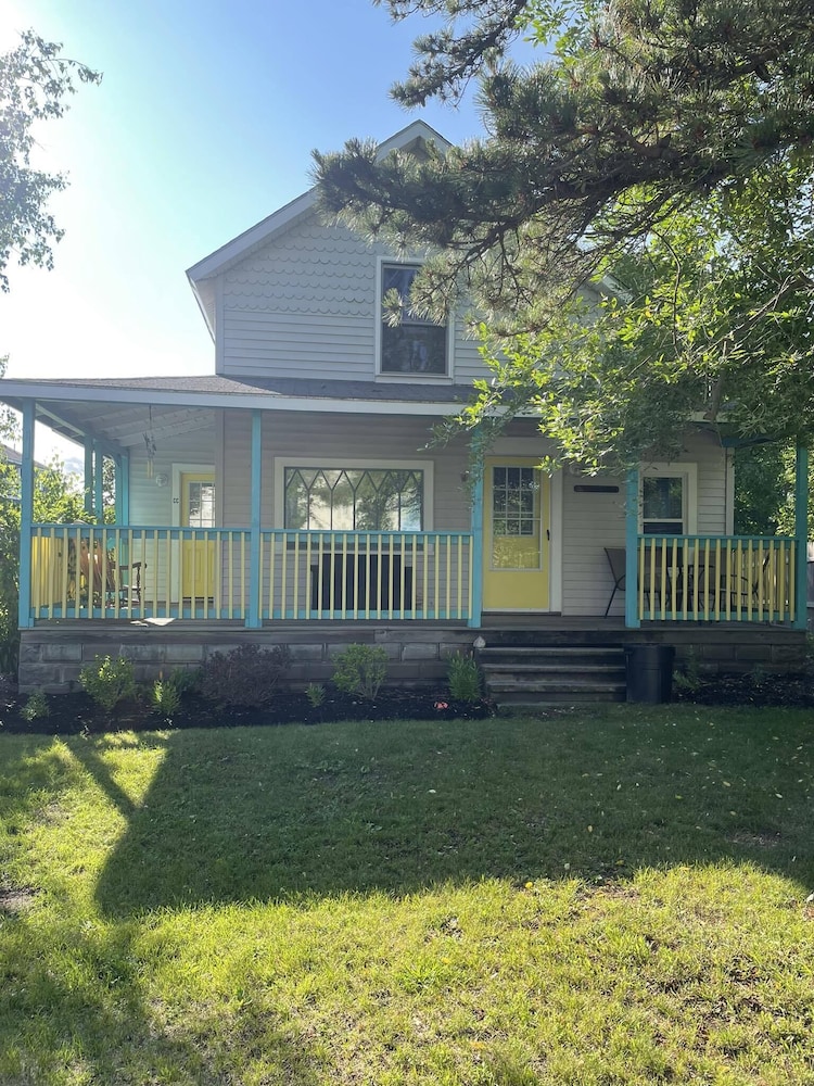 Cabin photo 2