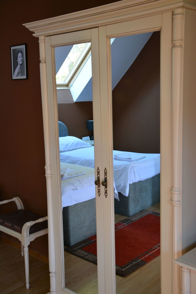 Comfort Double or Twin Room, Balcony photo 2