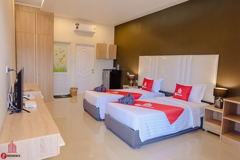 Standard Twin Room photo 2