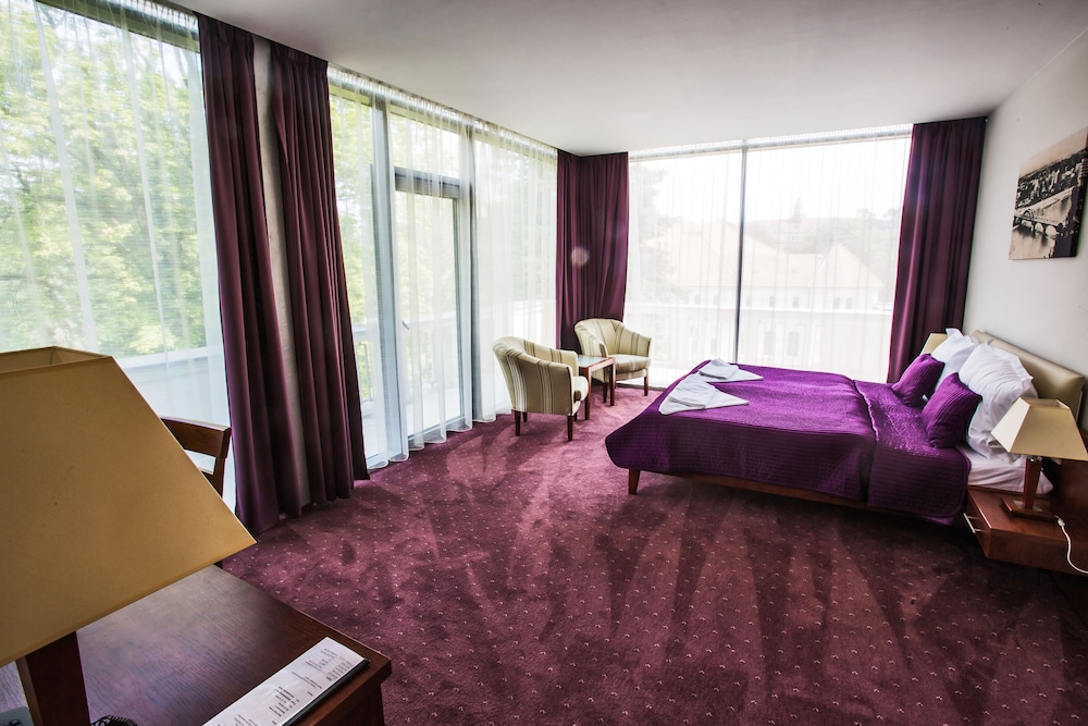 Exclusive Suite photo 1