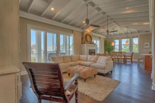 Four-Bedroom Vacation Home photo 1