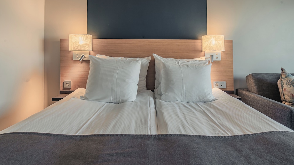 Standard Room, 1 Double Bed with Sofa bed, Non Smoking, Sea View photo 3