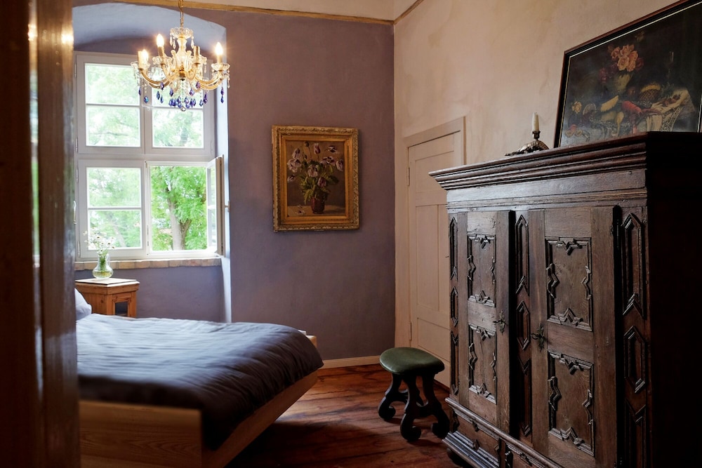 Romantic Double Room (Zimmer mit Aussicht) photo 2
