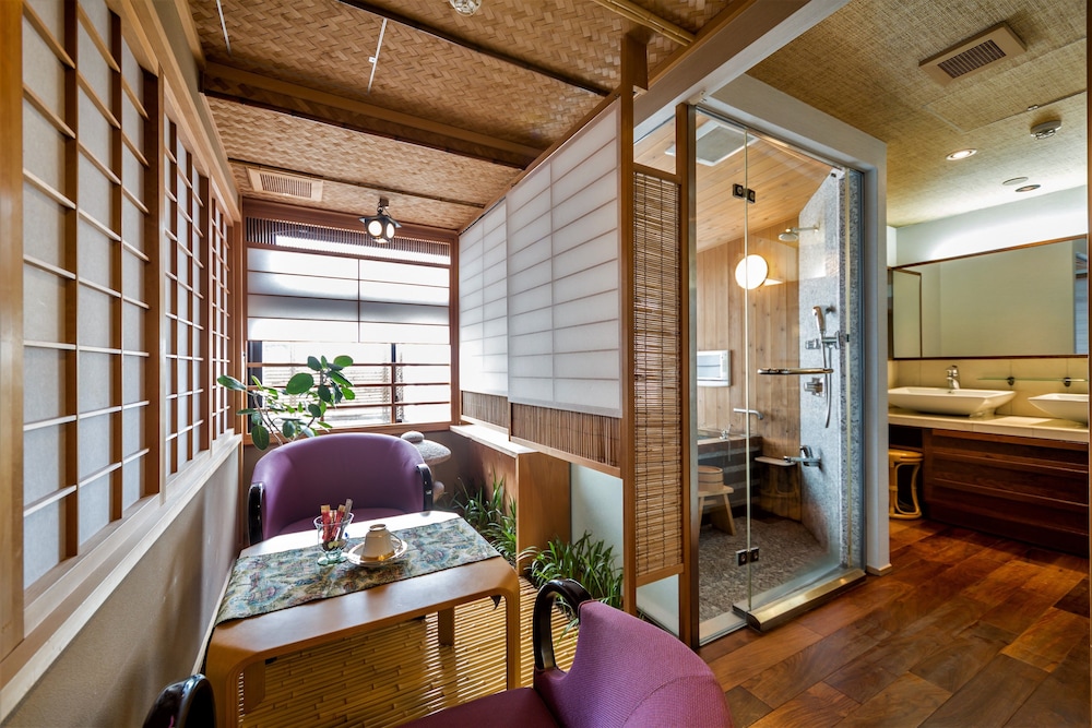 Luxury Japanese Suite "GEPPARO" photo 2