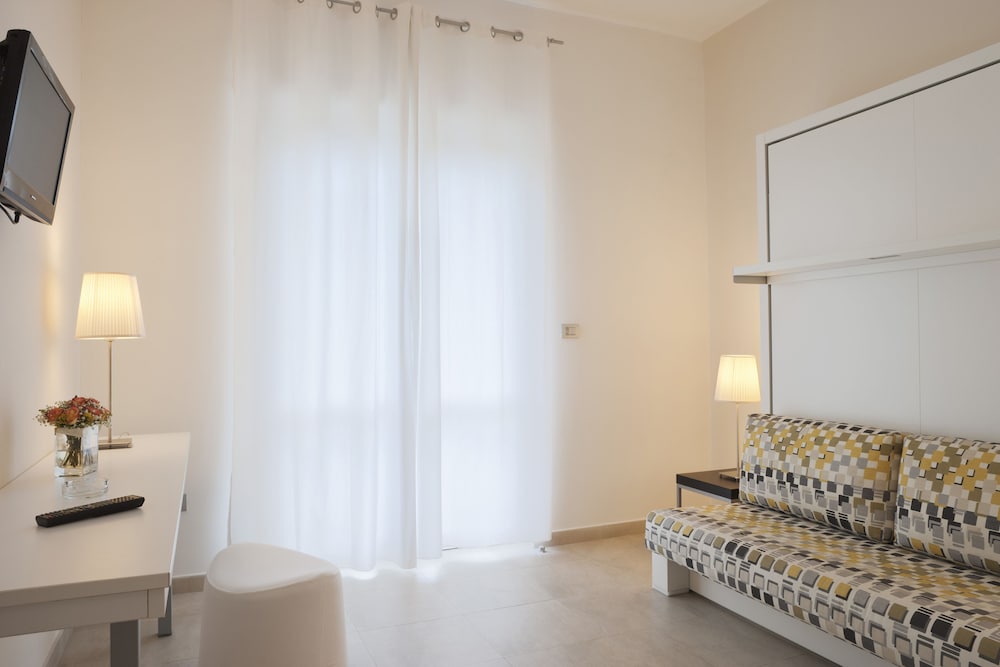 Basic Studio, Balcony, Sea View