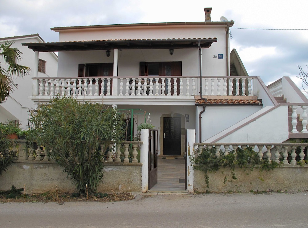 Apartment (Two Bedroom Apartment)