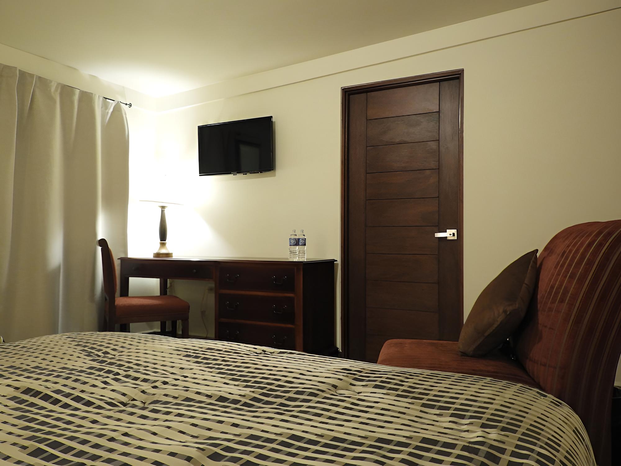 Standard Double Room, 2 Double Beds - Photo 4