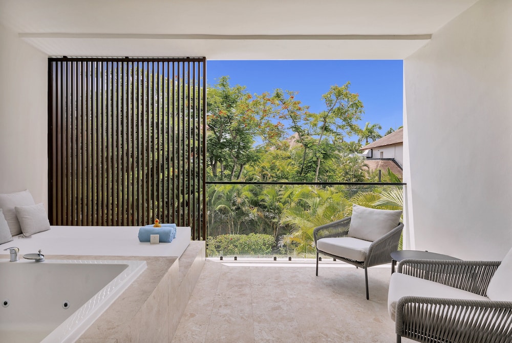 Junior Suite Garden View, 2 Double - Photo 4