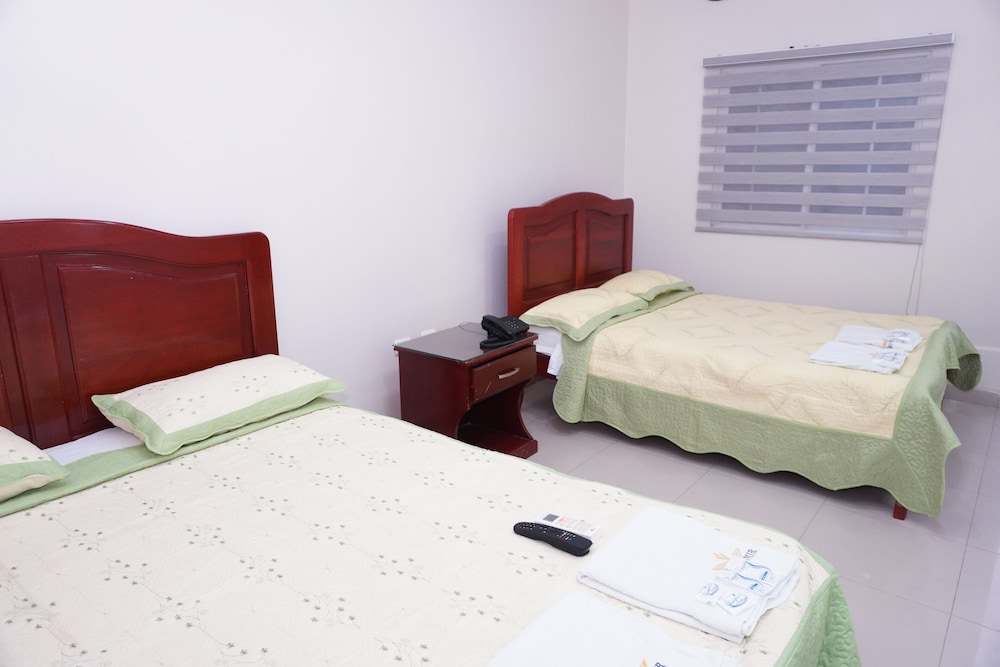 Deluxe Double Room, 2 Queen Beds