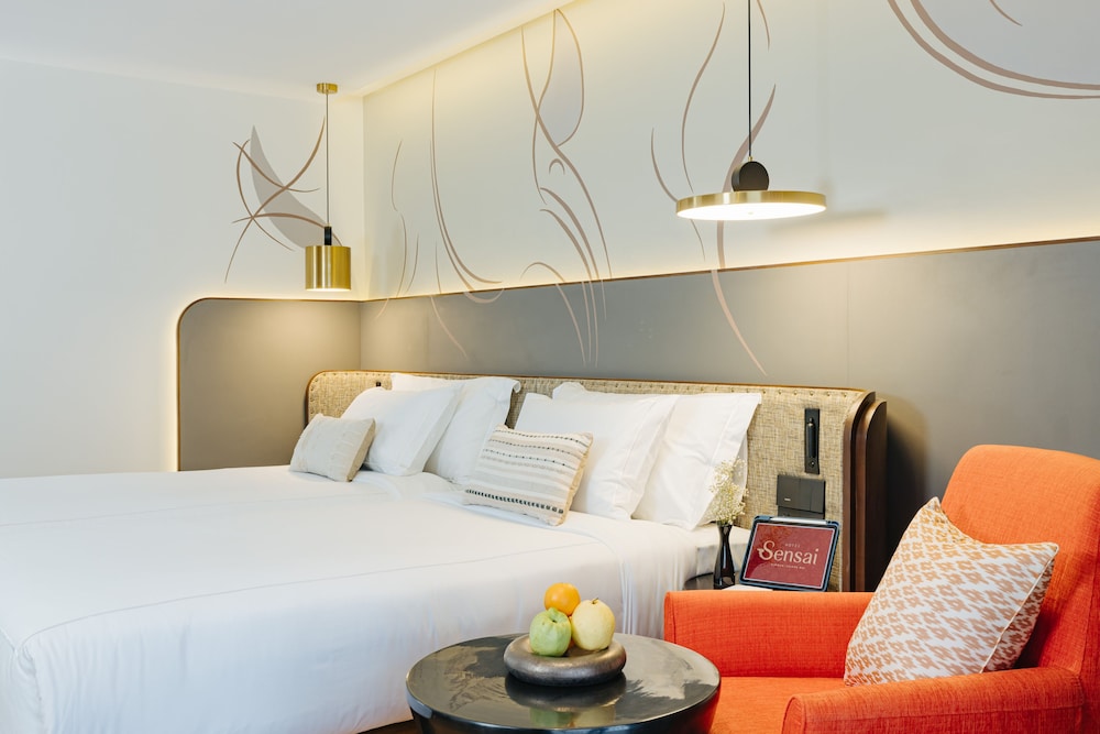 Deluxe Room - Photo 1