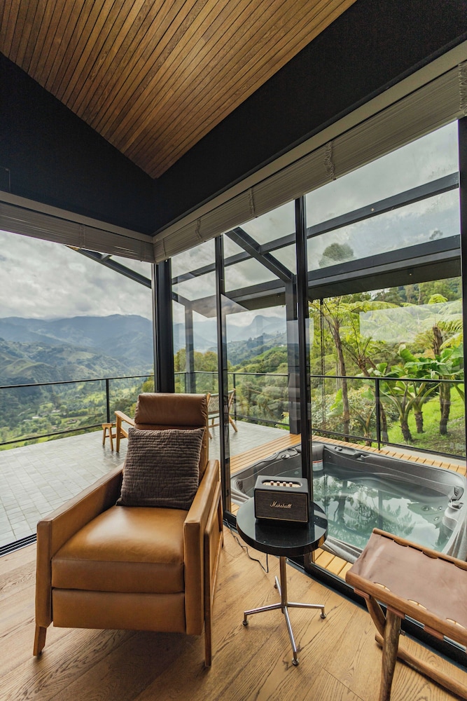 Deluxe Suite, Mountain View photo 2
