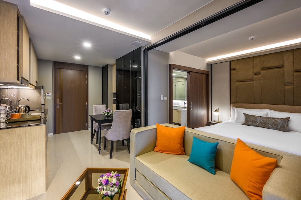 Deluxe Ocean View - Photo 28