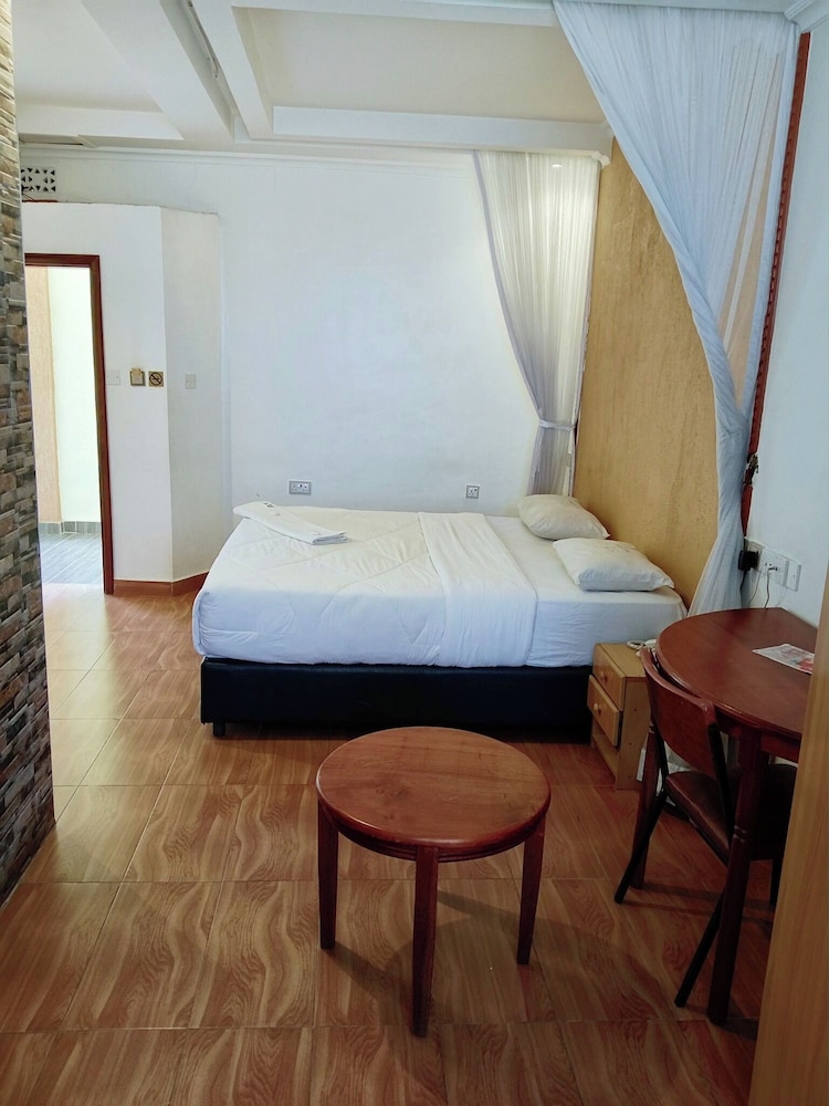 Deluxe Double Room, Garden View