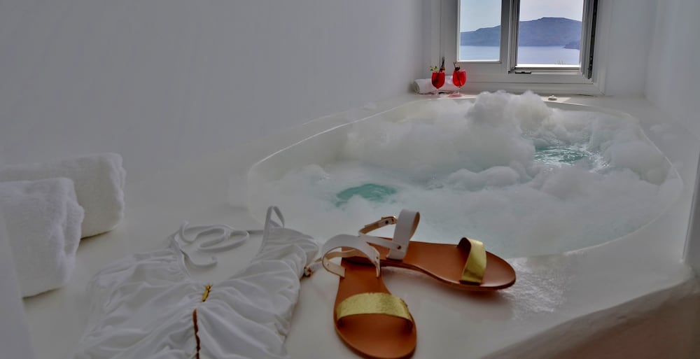 Superior Suite - Photo 4