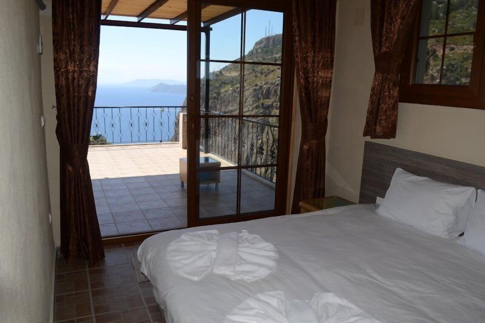 Deluxe Double Room, 1 Double Bed, Sea View photo 3